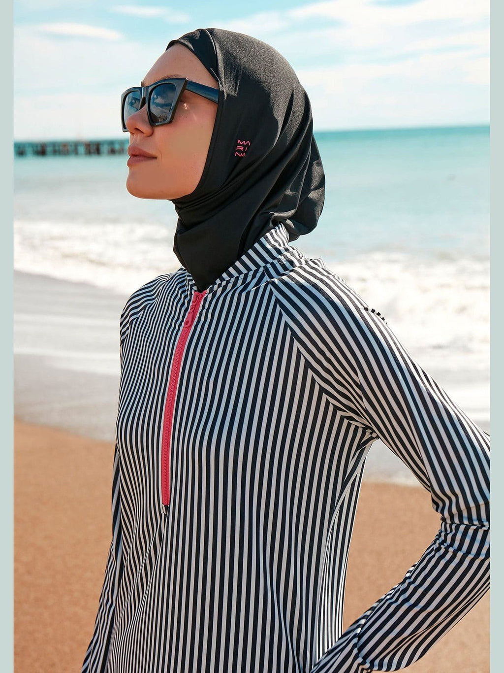 Lycra Black Burkini Modest Swimwear M2488 - Courbe et Compagnie