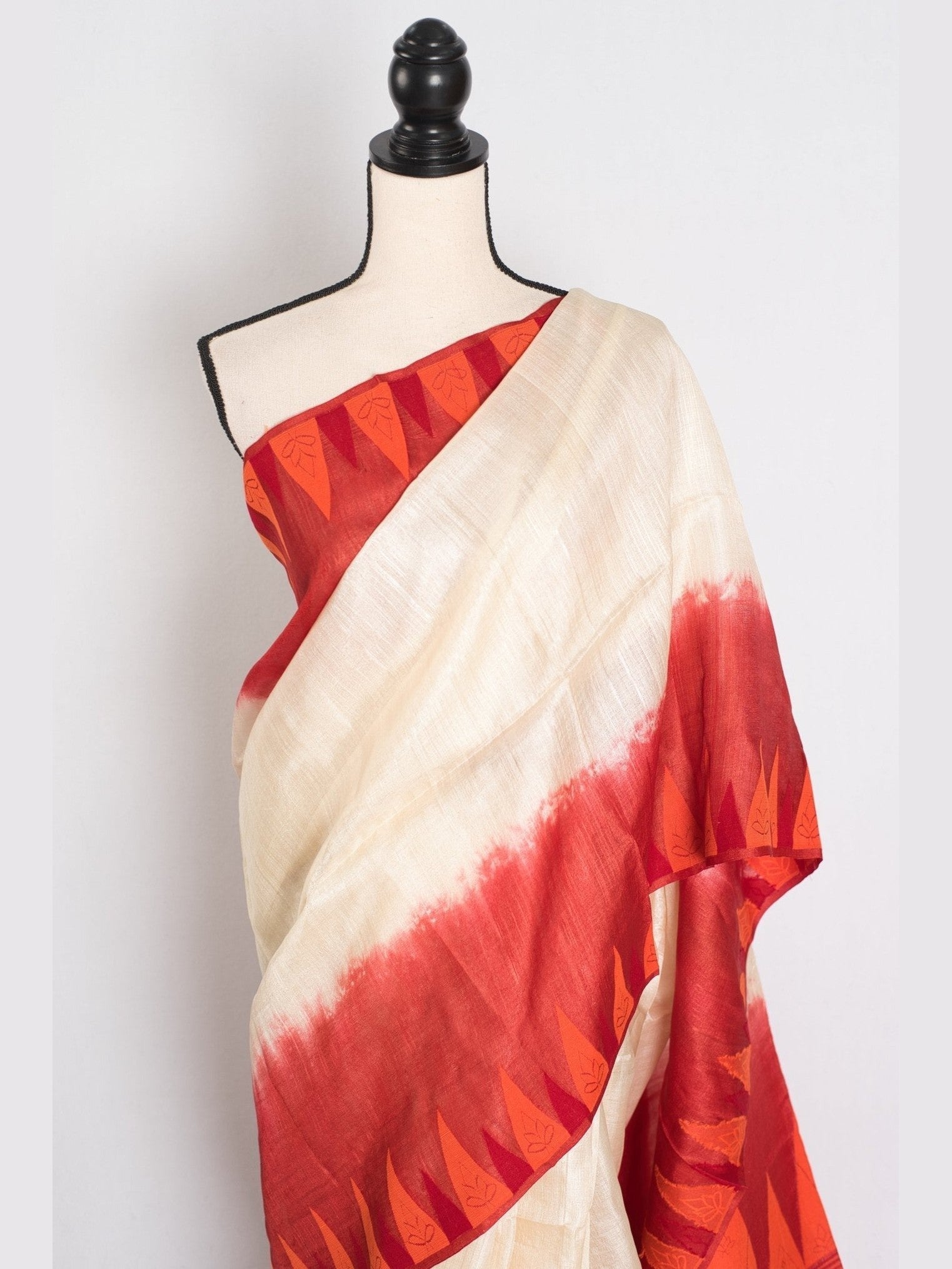 Madhabi: Cream & Red Bengal Tussar Silk Saree | Silk Mark Certified - Courbe et Compagnie
