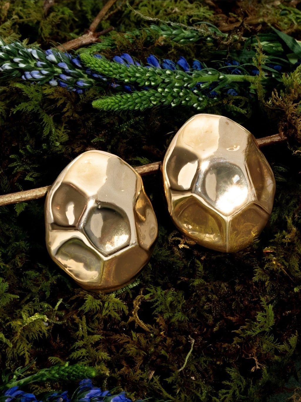 Mayara Sculptural Dome Drop Earrings - Courbe et Compagnie