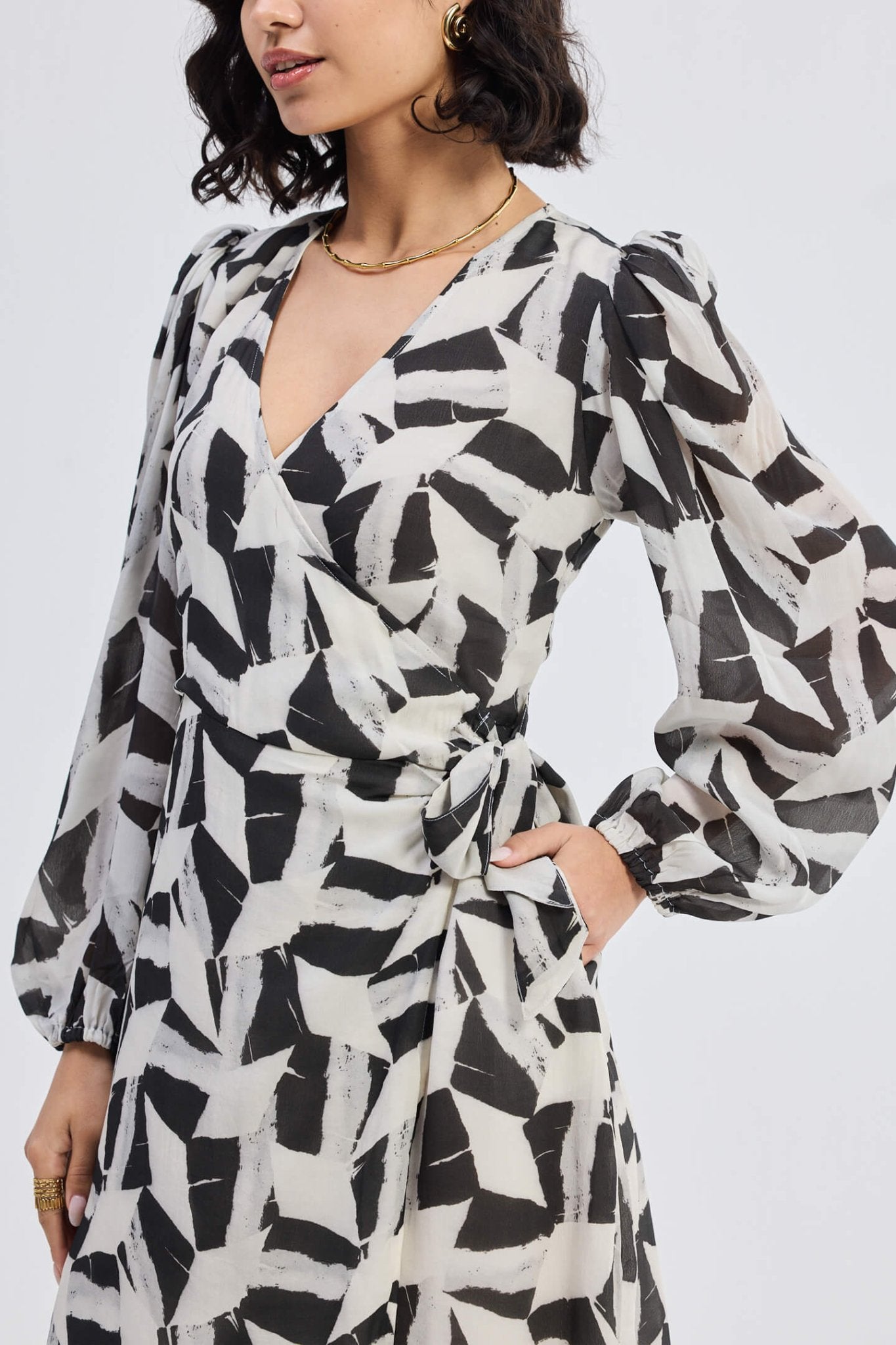 Midi Wrap Dress in Abstract Mosaic - Courbe et Compagnie