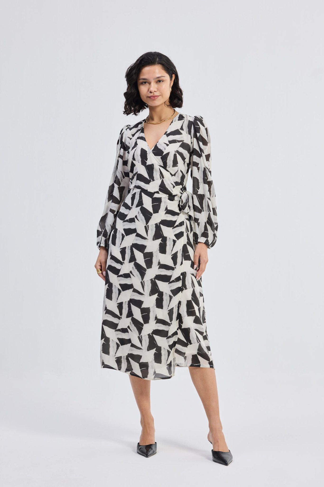 Midi Wrap Dress in Abstract Mosaic - Courbe et Compagnie