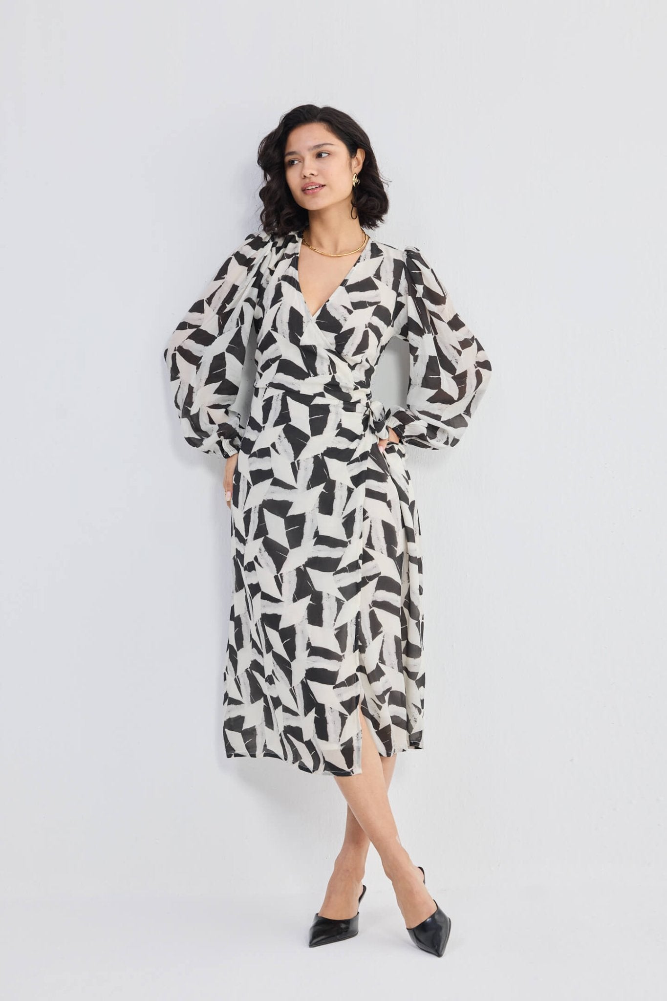 Midi Wrap Dress in Abstract Mosaic - Courbe et Compagnie