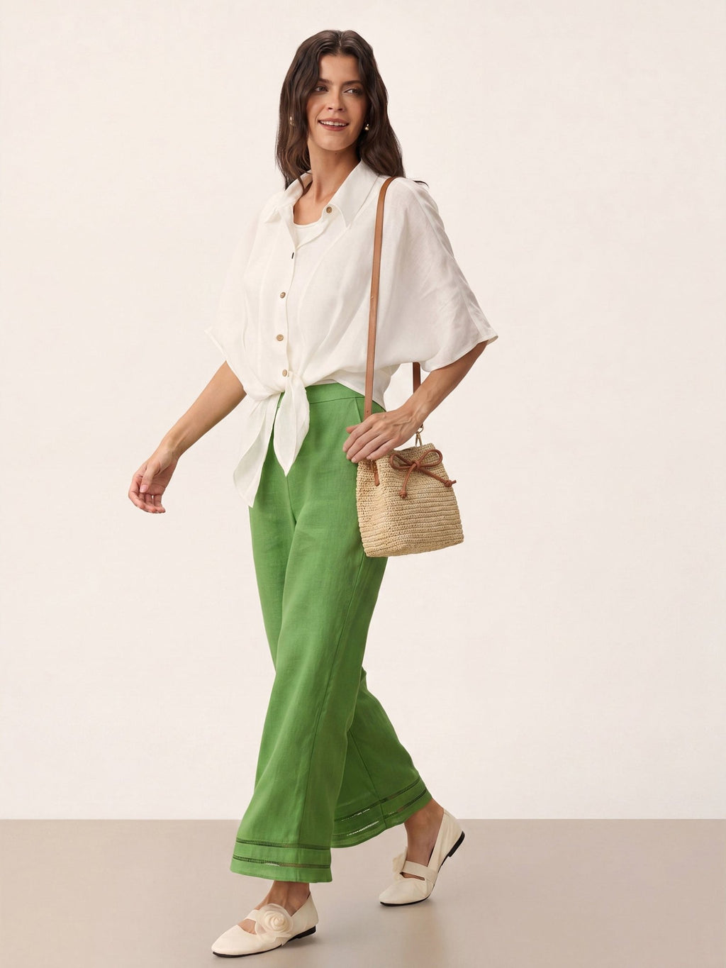 Mini Handwoven Raffia Drawstring Crossbody Bag - Courbe et Compagnie