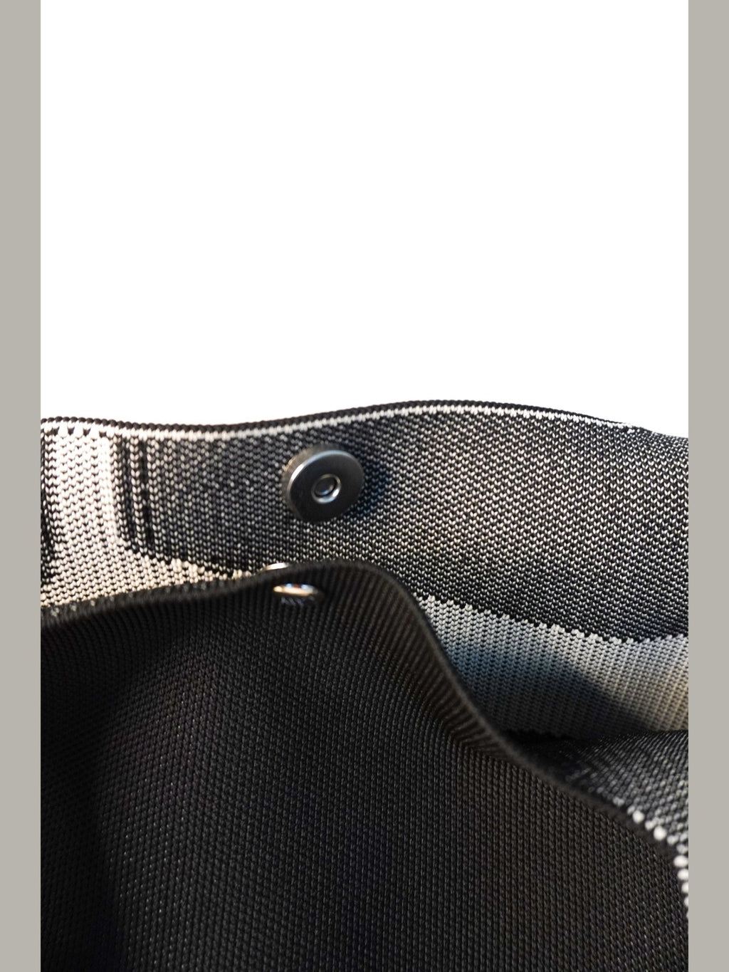 MOOdy Black Signature Tote - Courbe et Compagnie