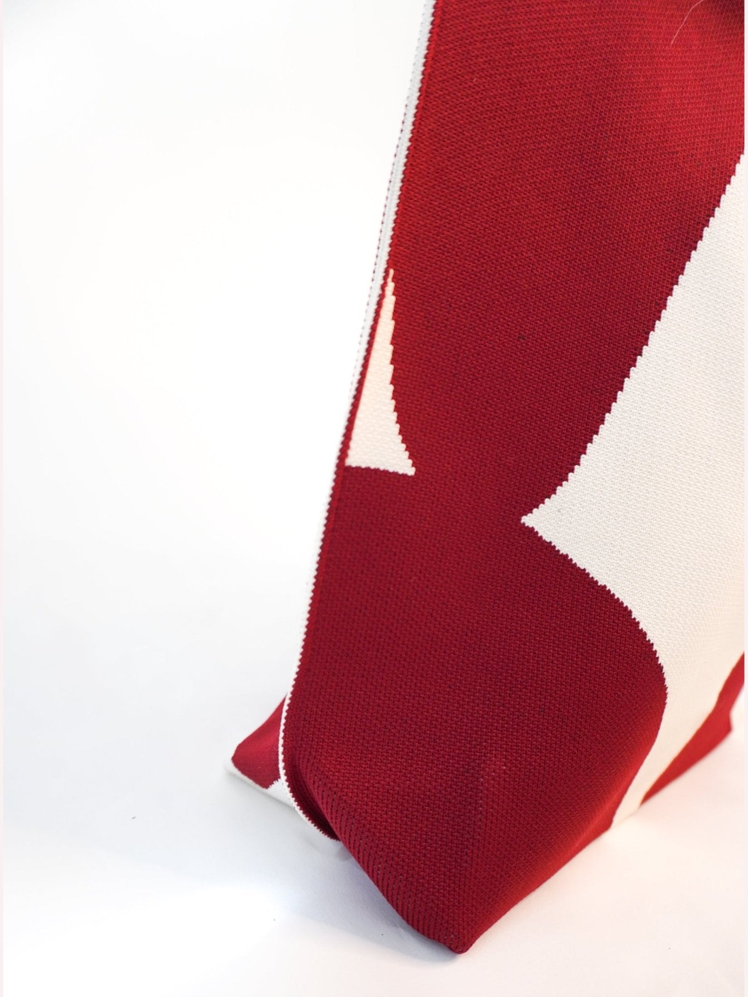 MOOdy Red Blend Signature Tote - Courbe et Compagnie