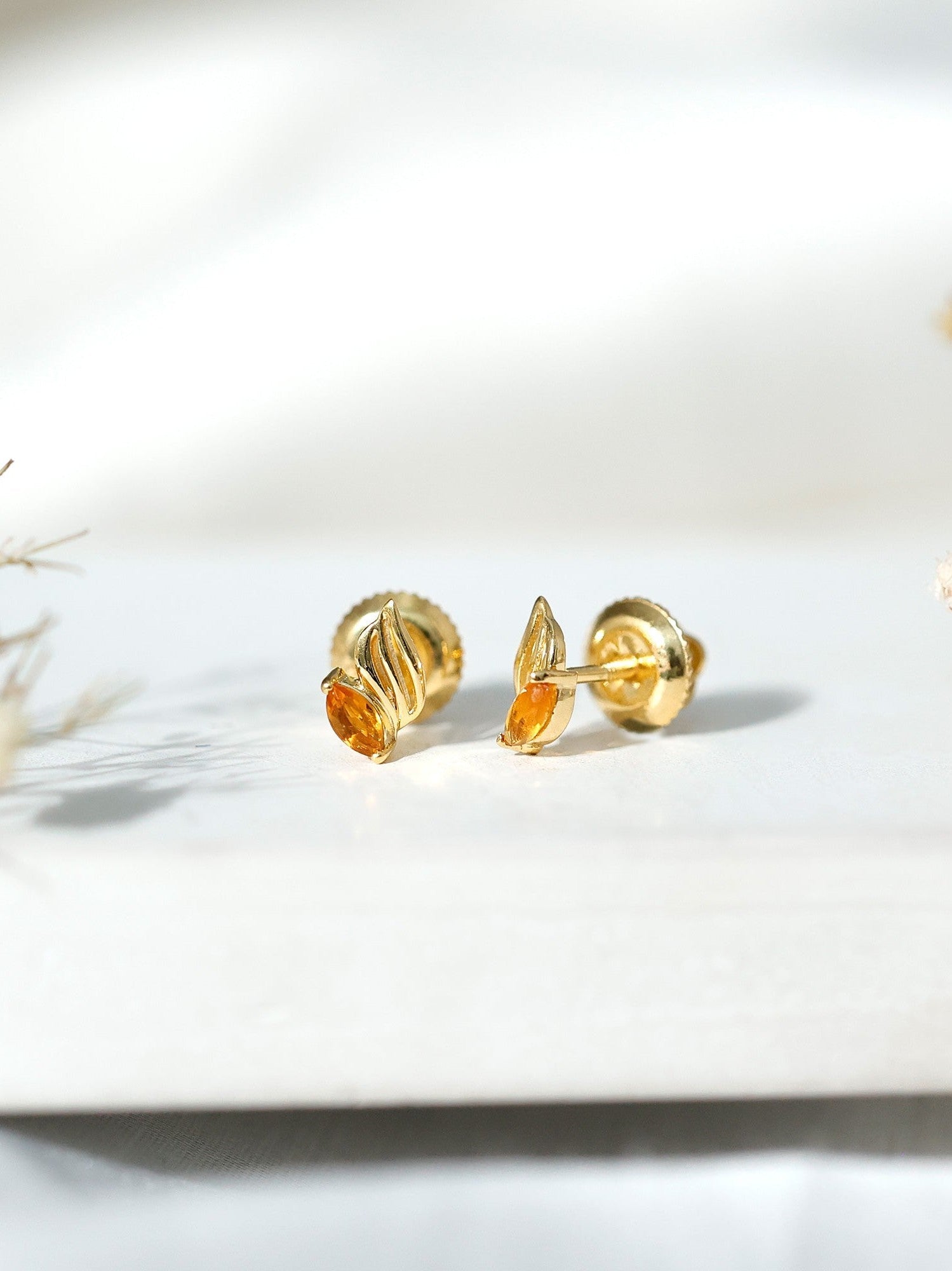 Nature Inspired Citrine Leaf Earrings in Gold Plated Silver - Courbe et Compagnie