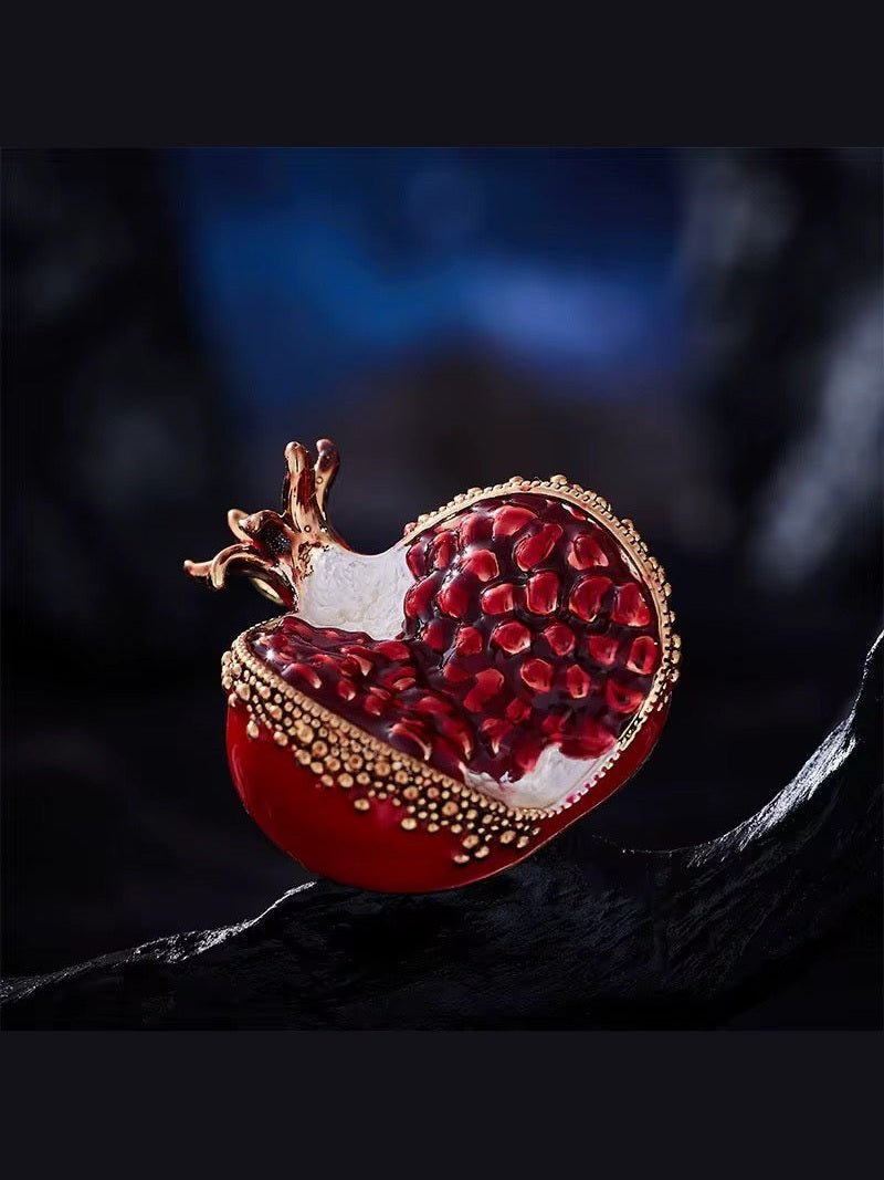 Open Pomegranate Brooch - Courbe et Compagnie