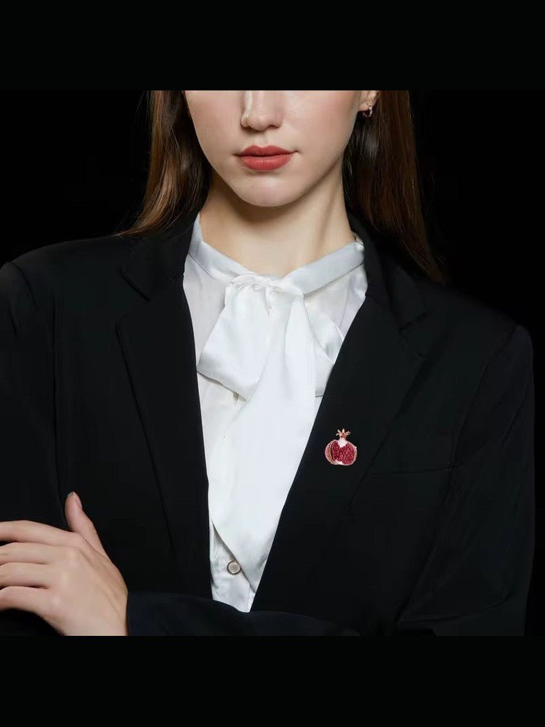 Open Pomegranate Brooch - Courbe et Compagnie