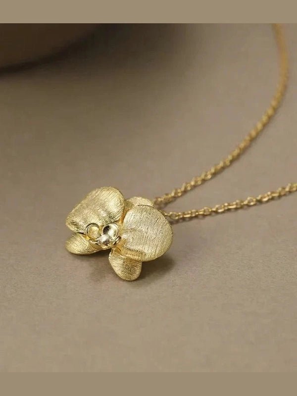 Orchid Pendant Necklace - Courbe et Compagnie