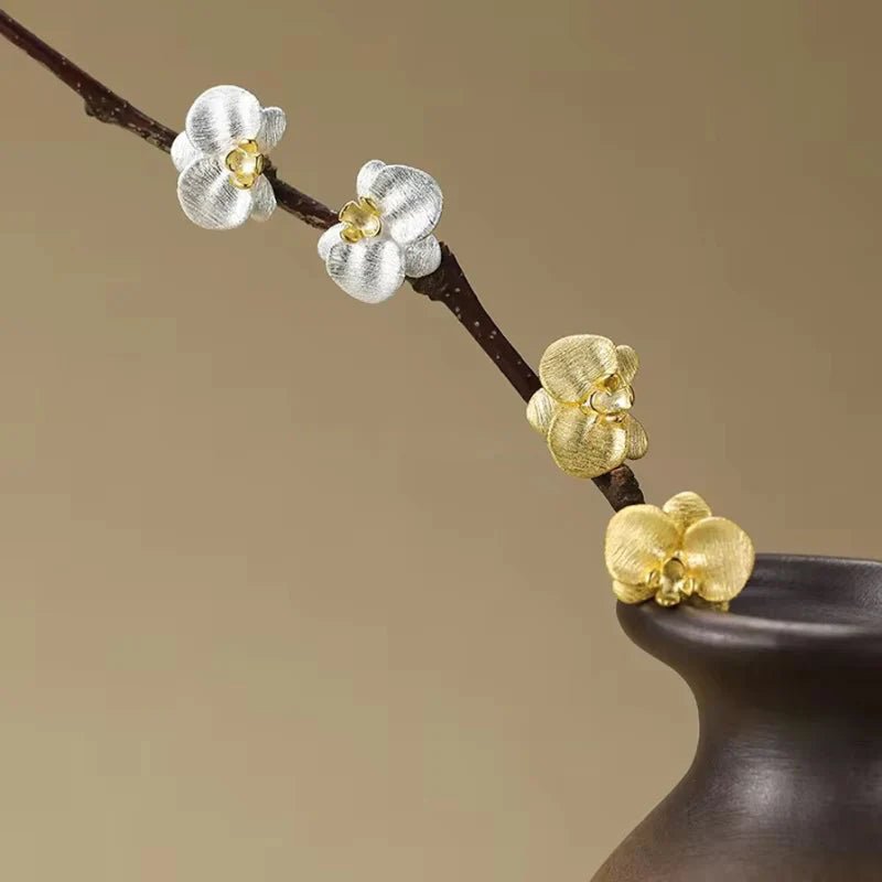 Orchid Stud Earrings - Courbe et Compagnie