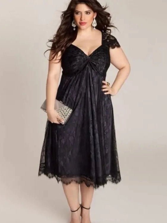 Plus Size Gothic Lace Dress for Women - Courbe et Compagnie