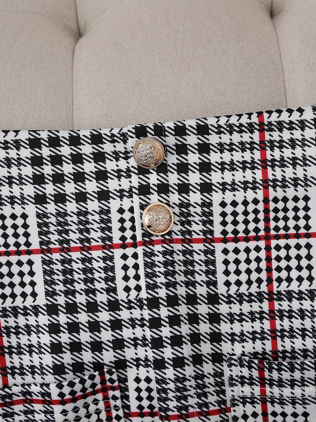 Plus Size Plaid Skirt Suit for Women – Two-Piece Blazer and High Waist Skirt Set - Courbe et Compagnie
