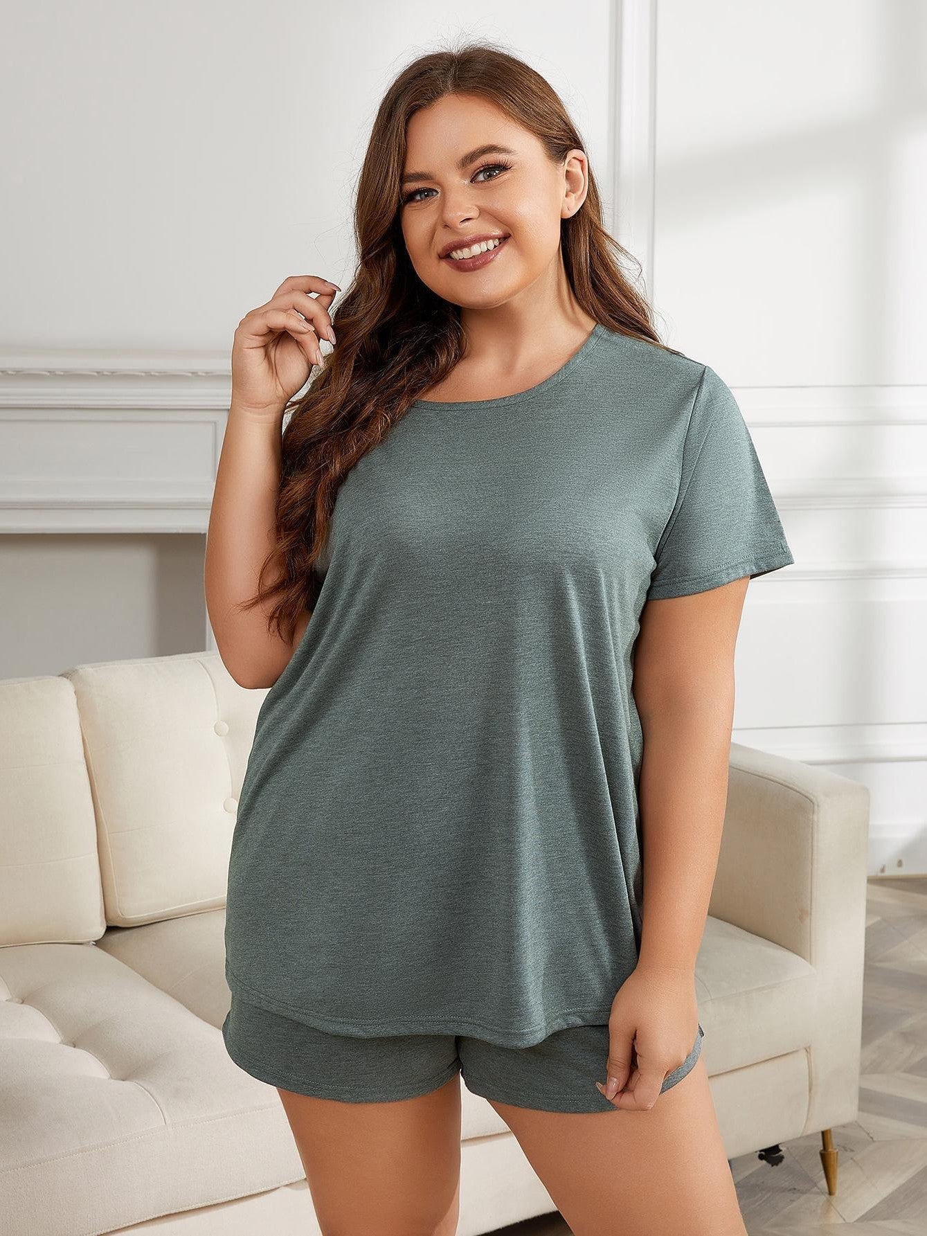 Plus Size Round Neck Short Sleeve Two-Piece Loungewear Set - Courbe et Compagnie