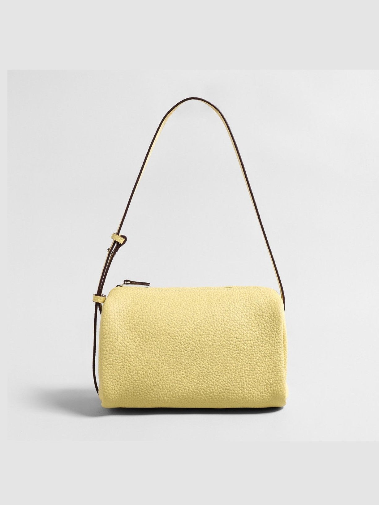 Premium Pebbled Calfskin Cylinder Bag – Trending Barrel Shoulder Crossbody - Courbe et Compagnie