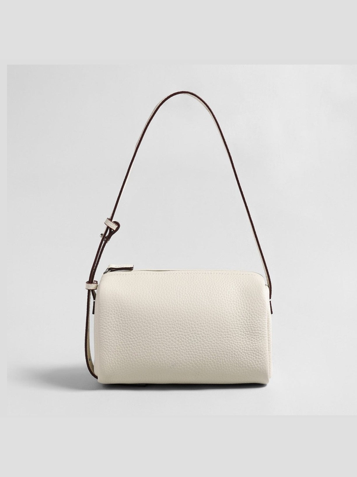 Premium Pebbled Calfskin Cylinder Bag – Trending Barrel Shoulder Crossbody - Courbe et Compagnie
