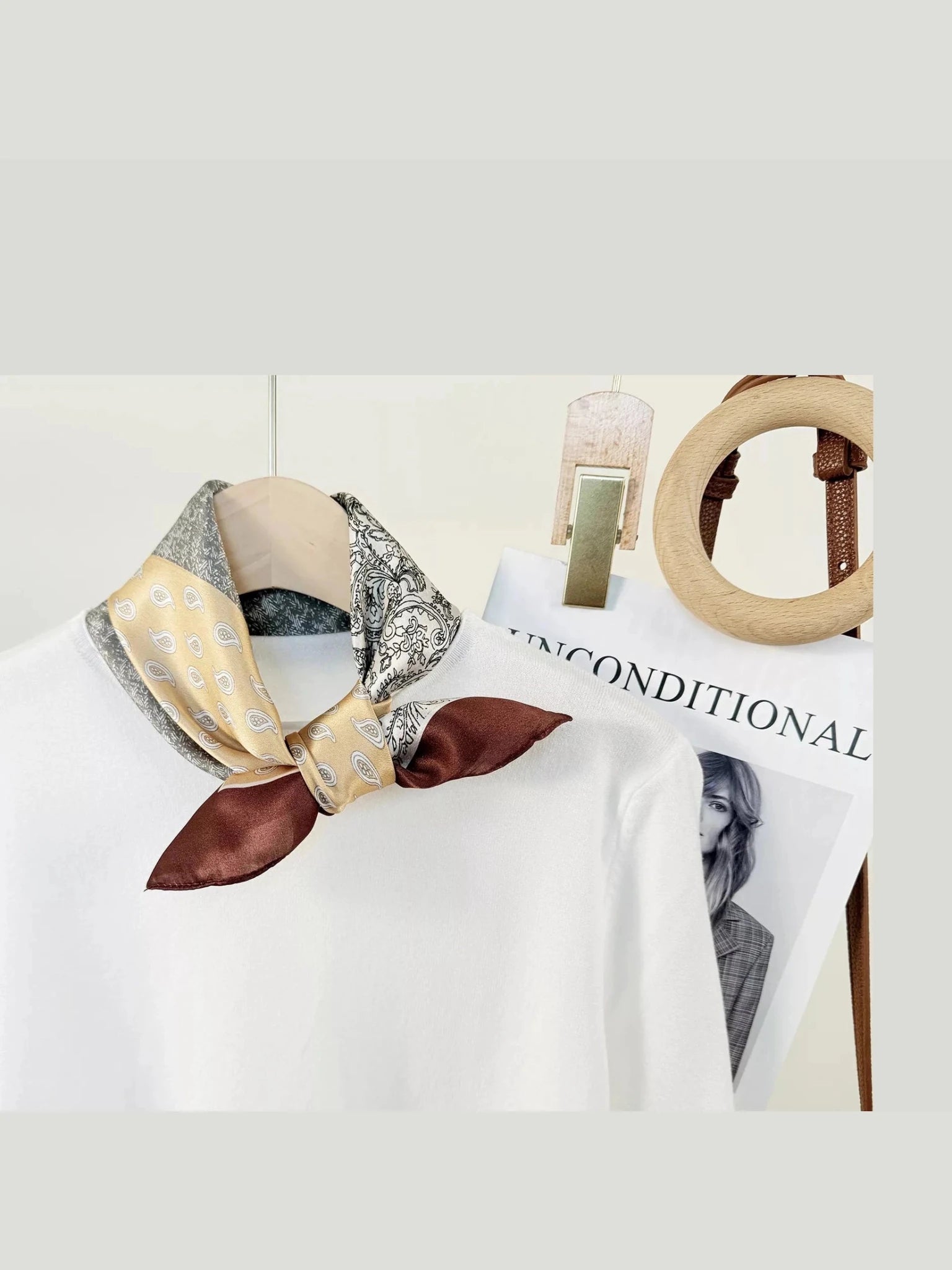 Printed Silk Square Scarf - Courbe et Compagnie