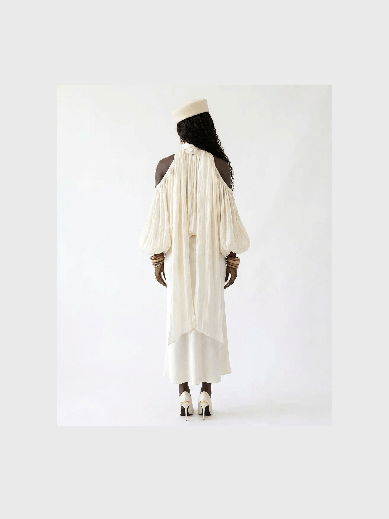 Radiant Loose Halter Blouse - Courbe et Compagnie