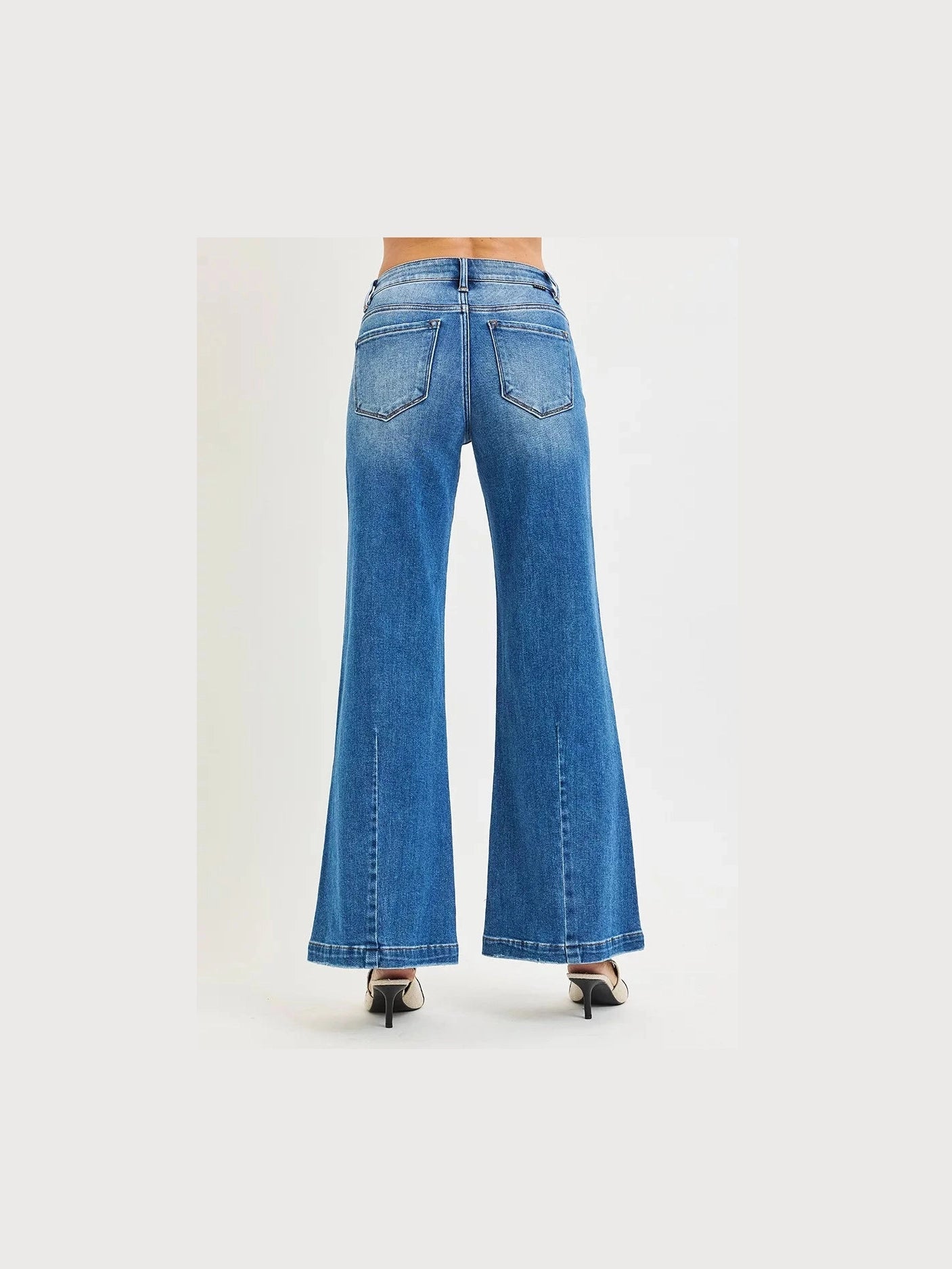 RISEN Full Size Mid Rise Wide Leg Jeans with Flared Look Plus Size - Courbe et Compagnie