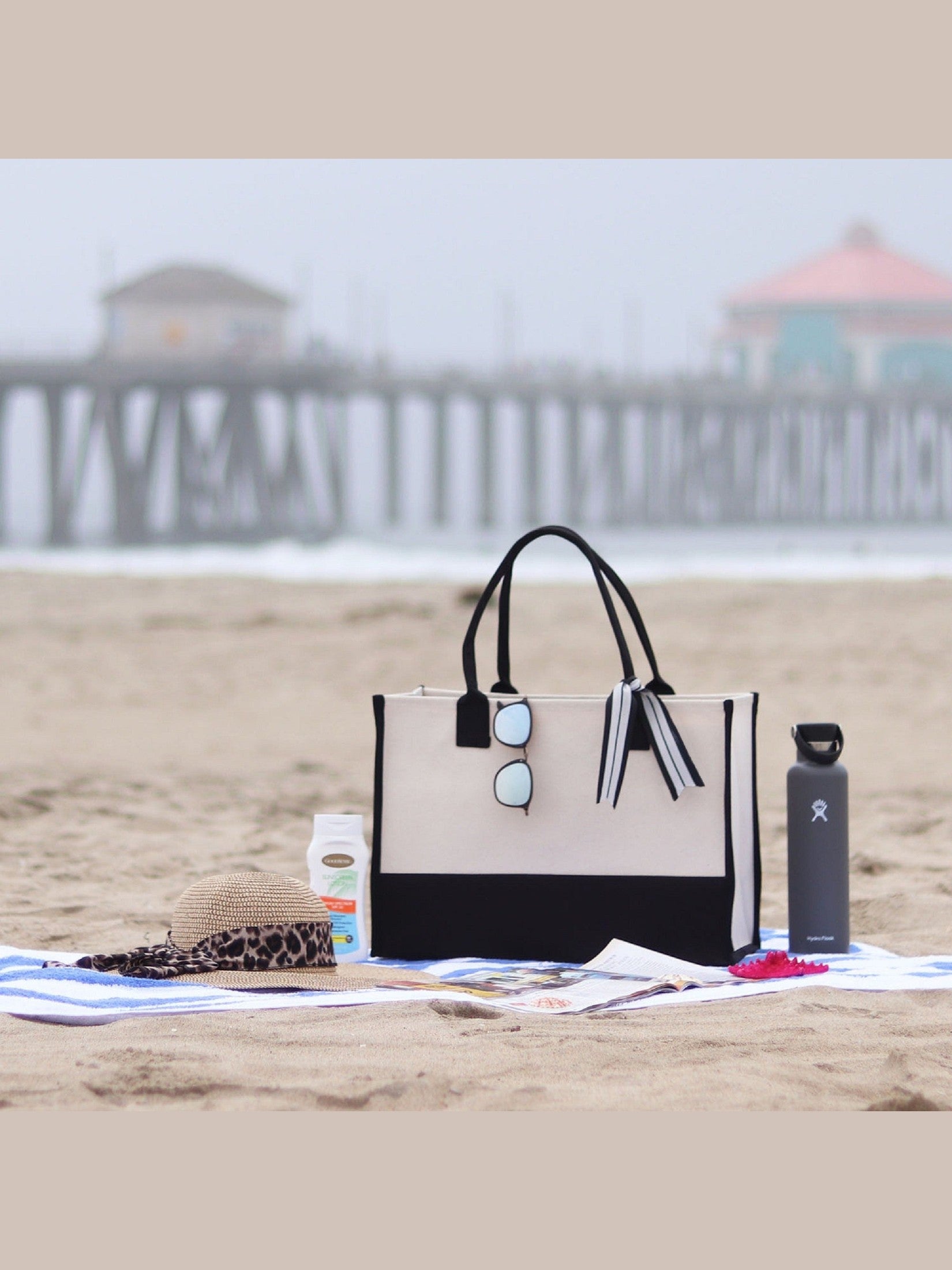Road Trip Beach Tote Bag - Large Chic Tote Bag - Gift for Her - Vacation Tote Bag - Weekender Bag - Travel Tote - Courbe et Compagnie