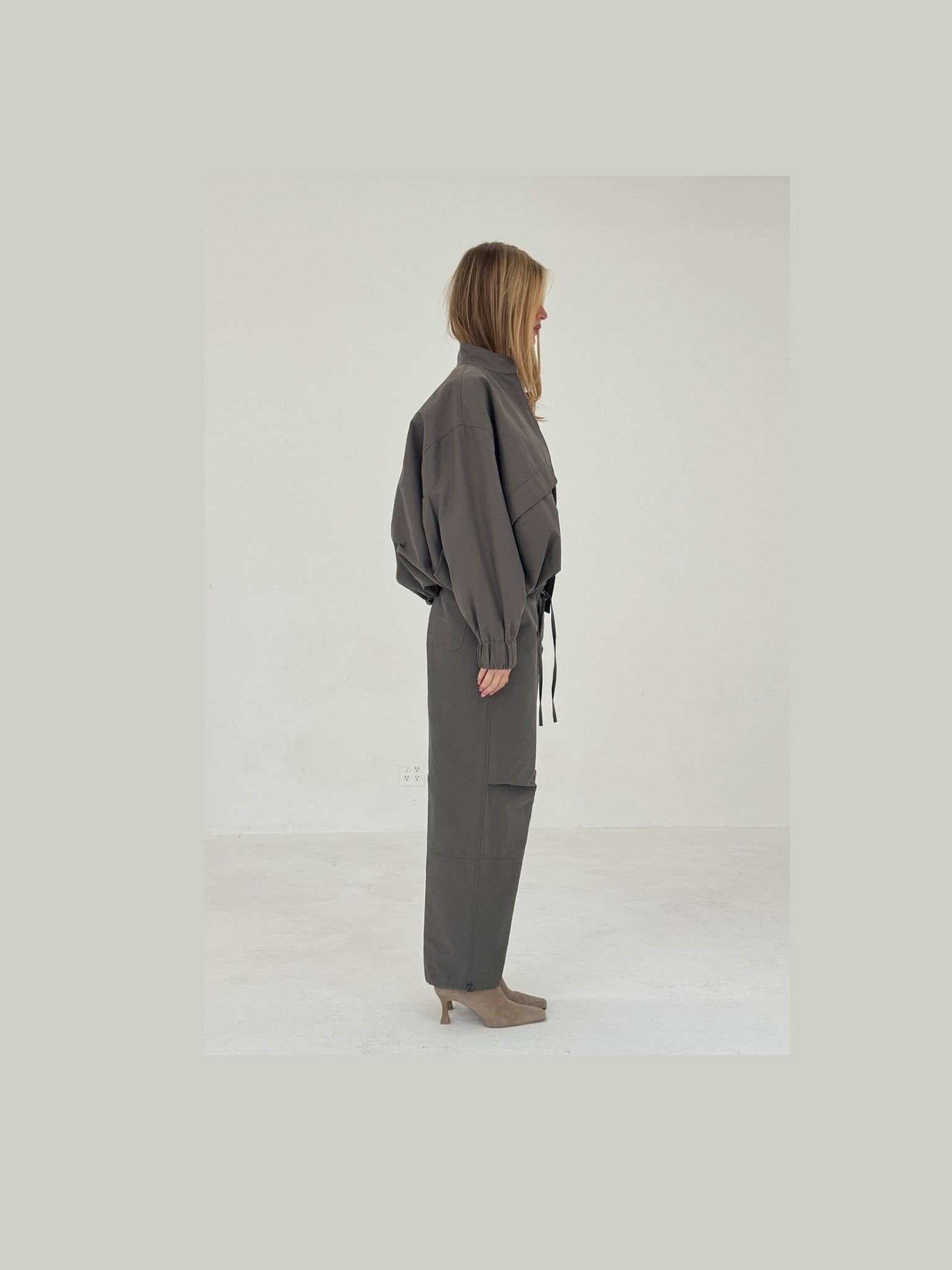 SABLE PANT IN CHARCOAL - Courbe et Compagnie