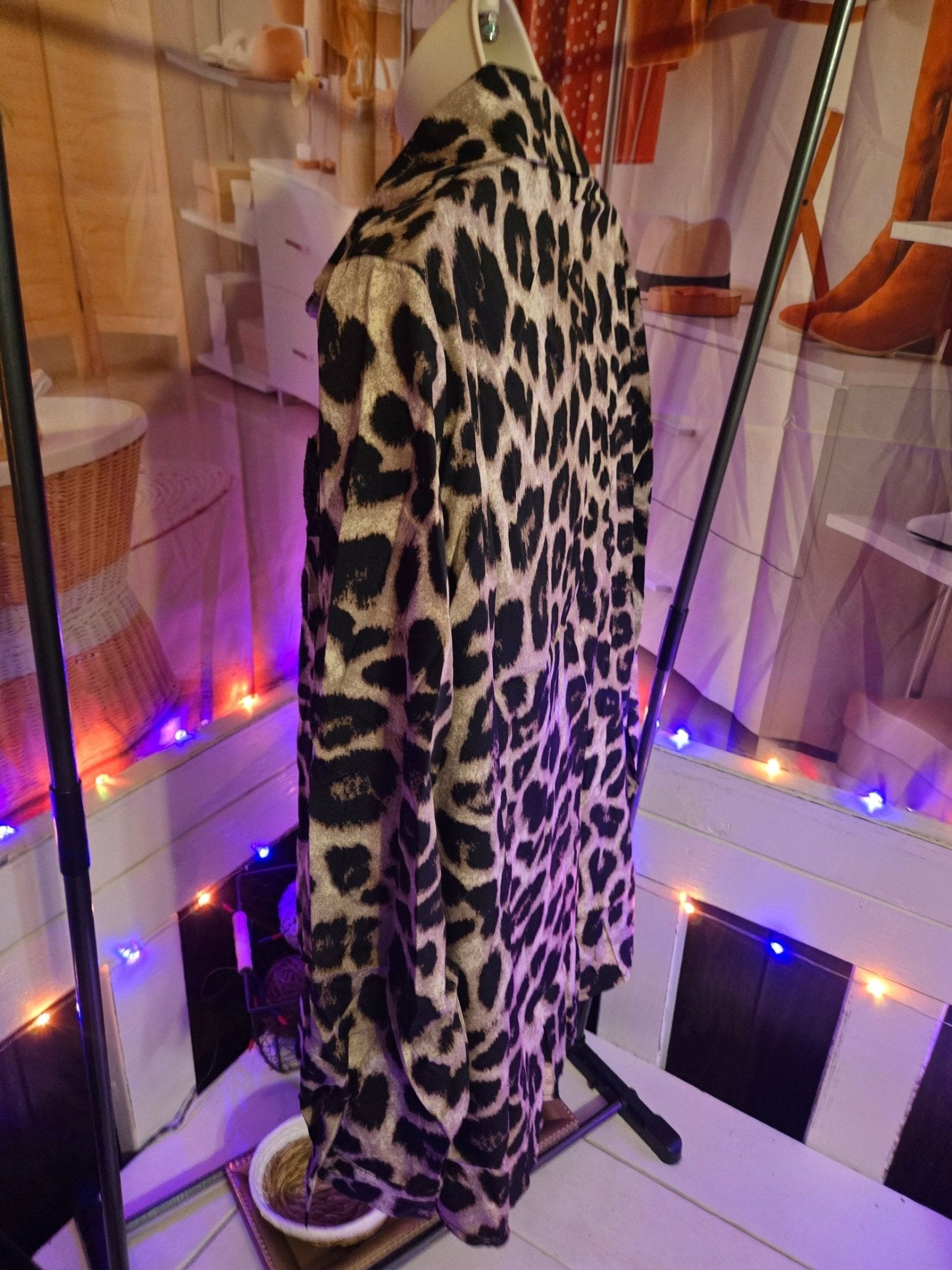 Sequin Leopard Print Button Down Blouse – Glam Wild Long Sleeve Top - Courbe et Compagnie