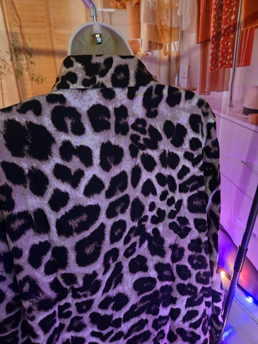 Sequin Leopard Print Button Down Blouse – Glam Wild Long Sleeve Top - Courbe et Compagnie