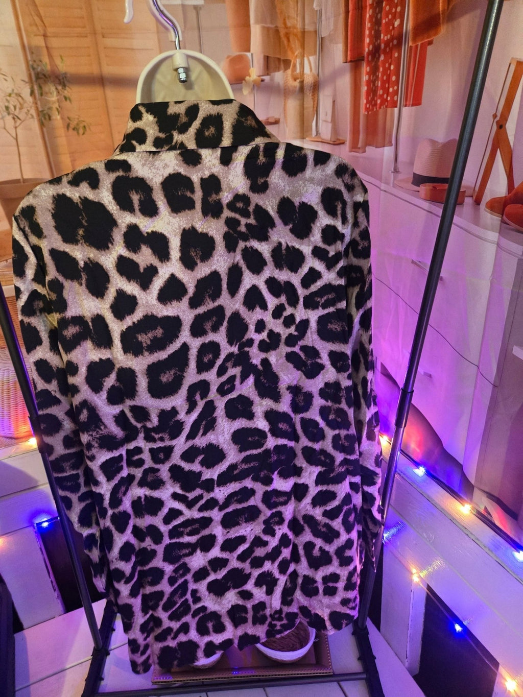 Sequin Leopard Print Button Down Blouse – Glam Wild Long Sleeve Top - Courbe et Compagnie