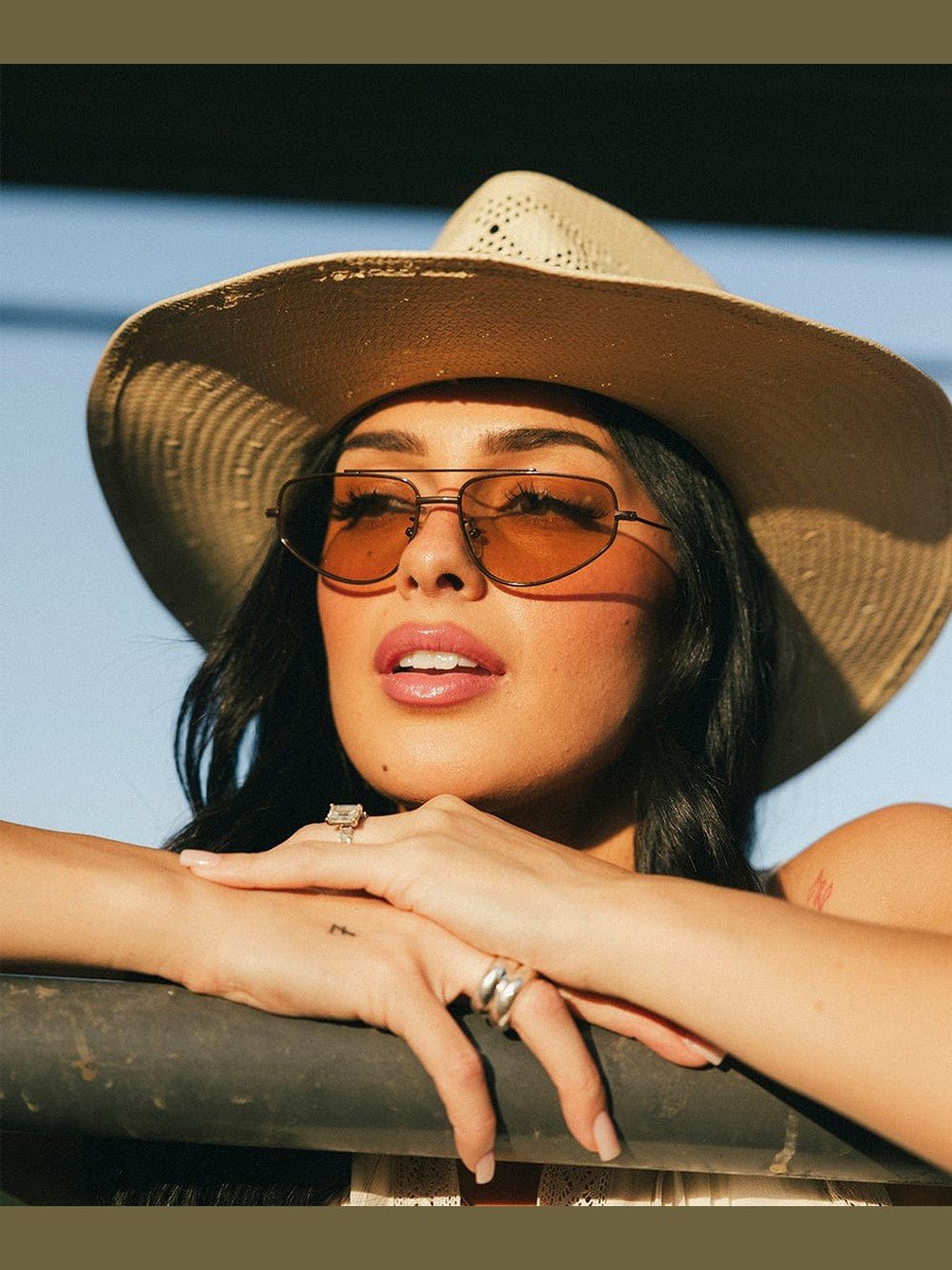 Sienna Aviator Sunglasses - Courbe et Compagnie