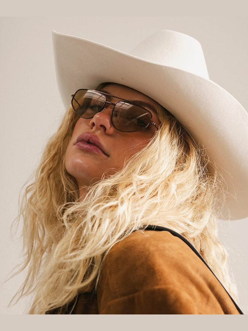 Sienna Aviator Sunglasses - Courbe et Compagnie