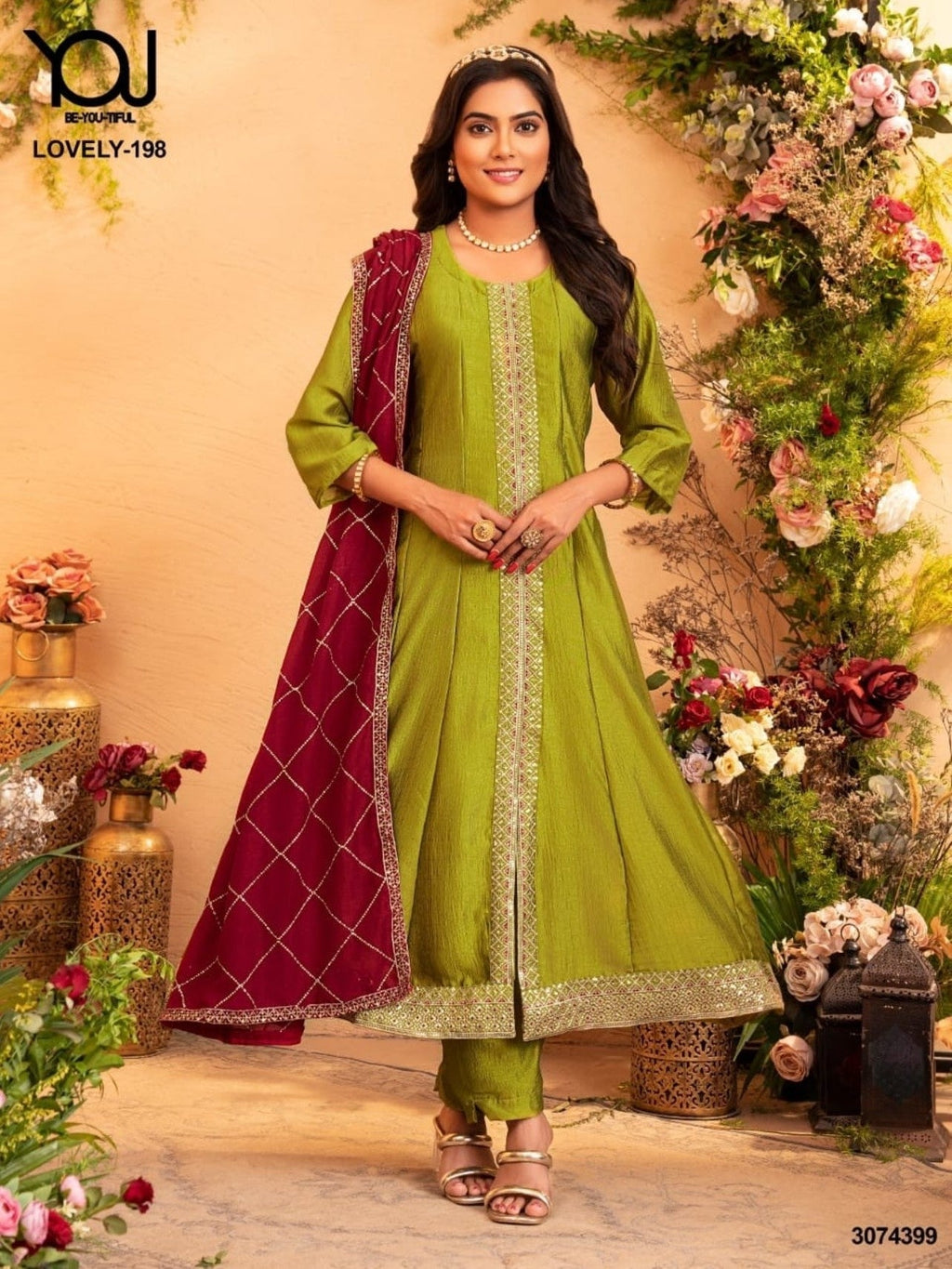 Silk anarkali suit - Courbe et Compagnie