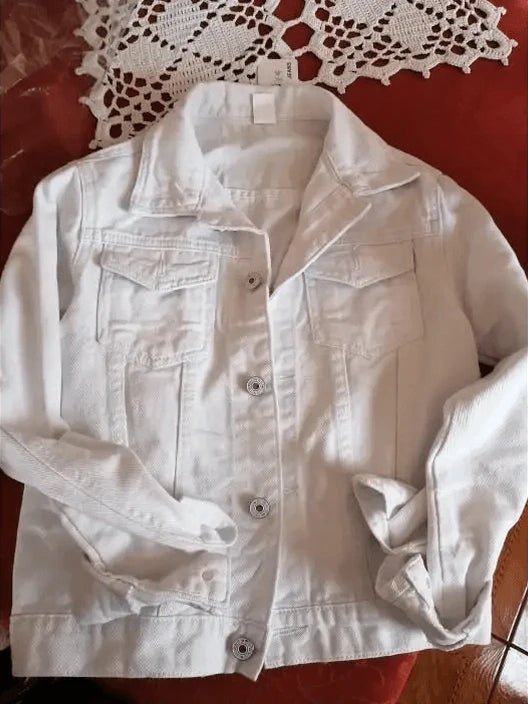 Slim-Fit Denim Jacket – Classic Button-Up Jean Coat - Courbe et Compagnie