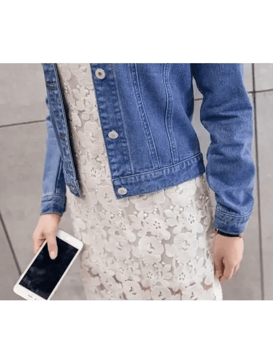 Slim-Fit Denim Jacket – Classic Button-Up Jean Coat - Courbe et Compagnie