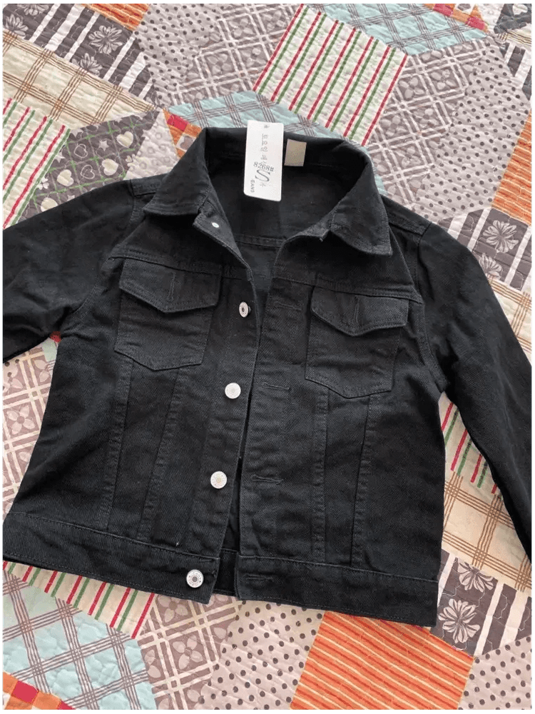 Slim-Fit Denim Jacket – Classic Button-Up Jean Coat - Courbe et Compagnie