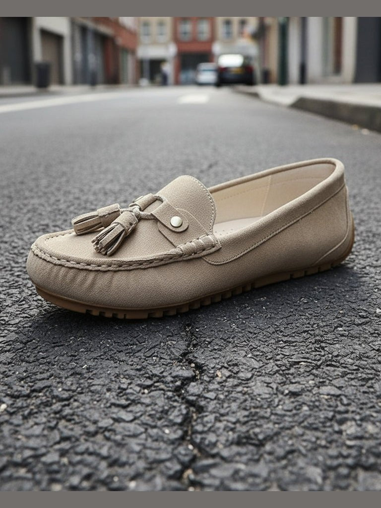 Soft-Bottom Non-Slip Slip-On Loafer Flats — Women’s Easy Comfort Shoes - Courbe et Compagnie
