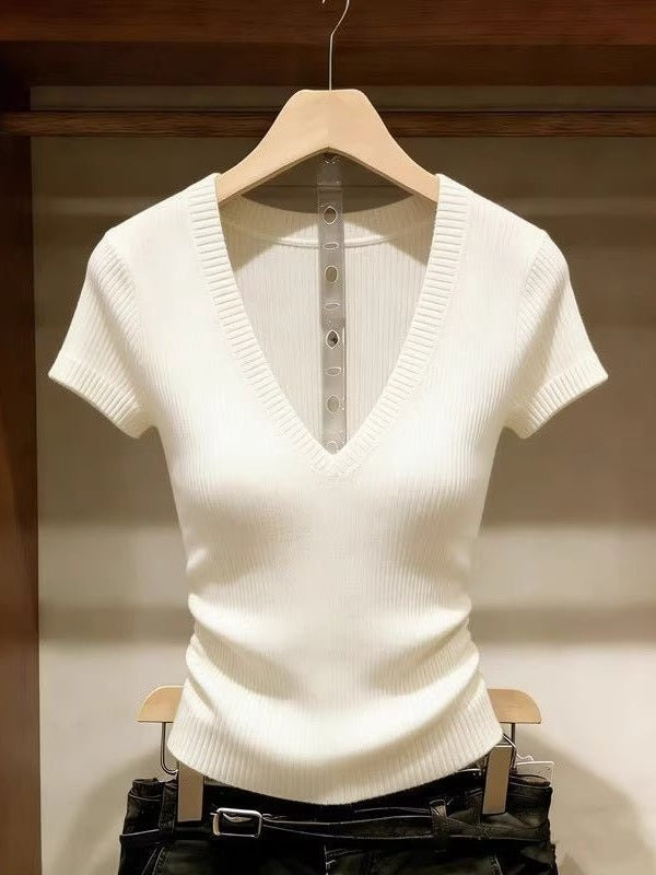 Solid Color Ice Silk Knit Top for Women – Slim-Fit Short Sleeve Elegant Commuter Top - Courbe et Compagnie