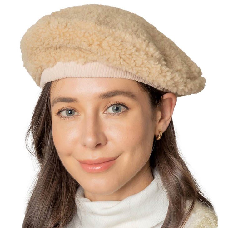 Solid Sherpa Beret Hat - Courbe et Compagnie
