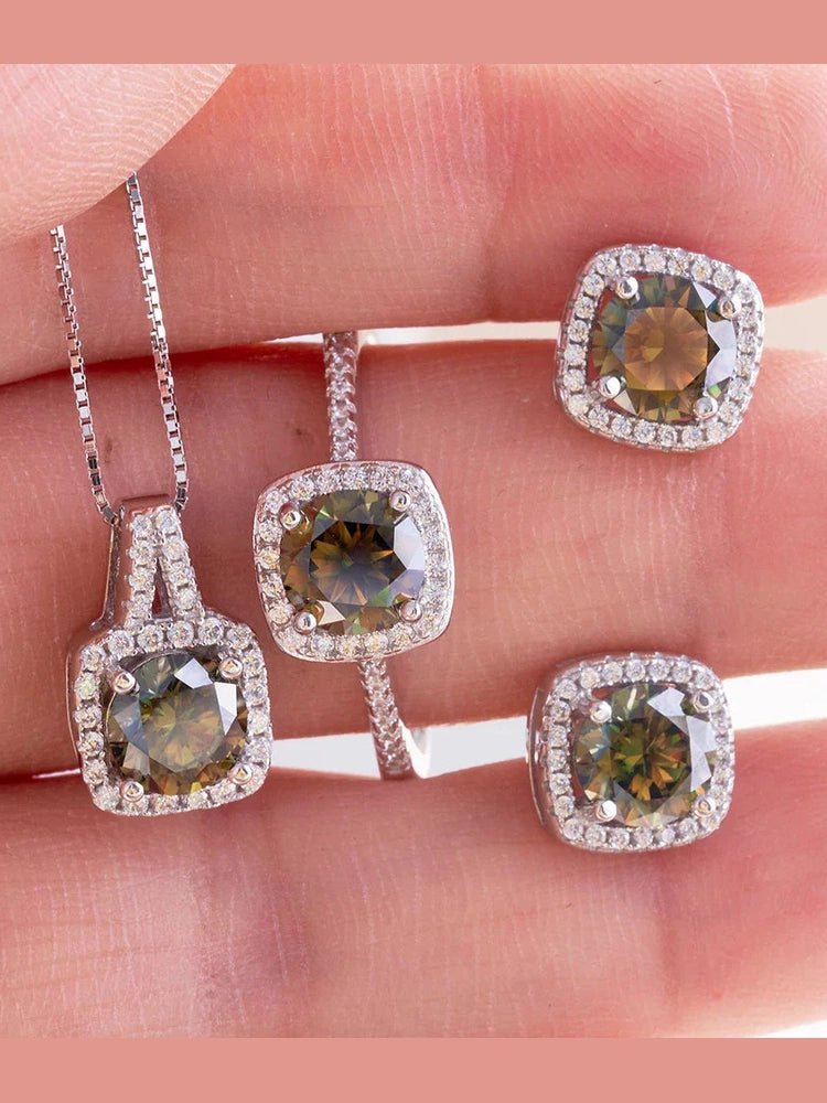 Sterling Silver 3-Piece Moissanite Jewelry Set 1ct Necklace Ring Earrings - Courbe et Compagnie