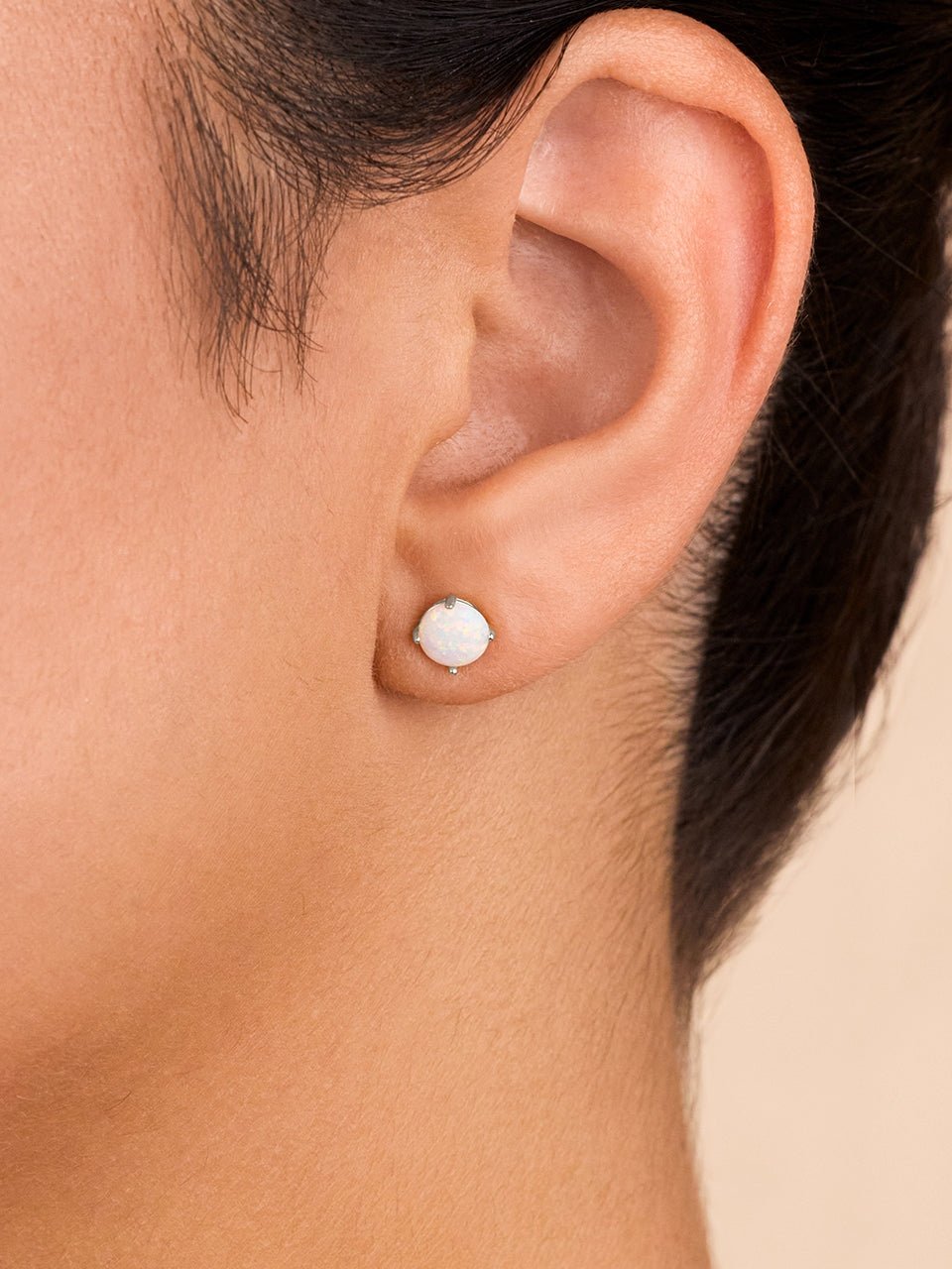 Sterling Silver 6mm Opal Earring Studs - In SIlver or 14K Gold Plated - Courbe et Compagnie