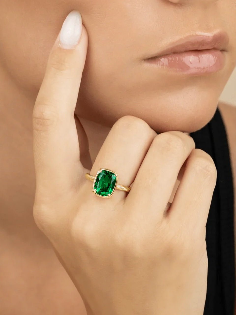 Sterling Silver Mini Emerald Elongated Cushion Ring - Courbe et Compagnie