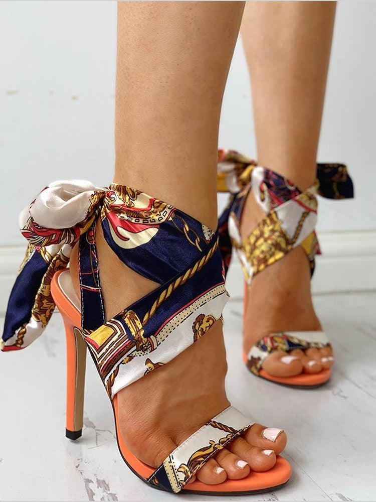 Strappy high heel sandals - Courbe et Compagnie
