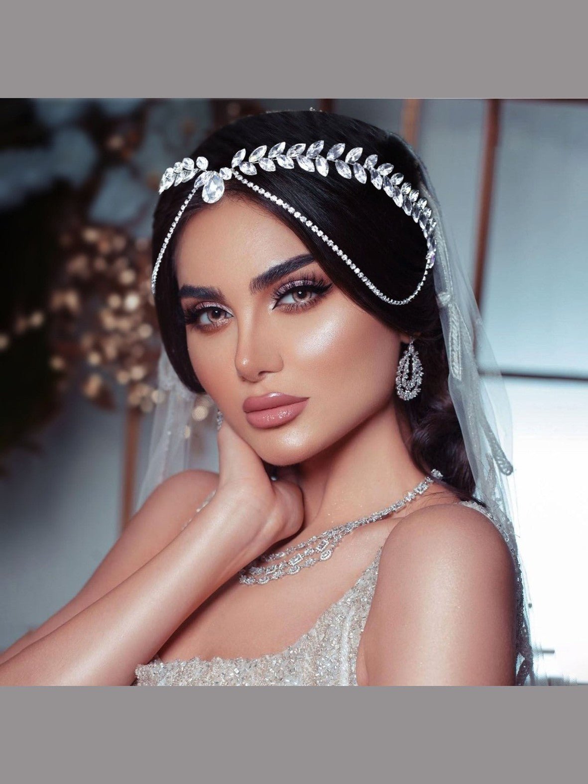 Teardrop Crystal Forehead Chain Hair Accessory - Courbe et Compagnie