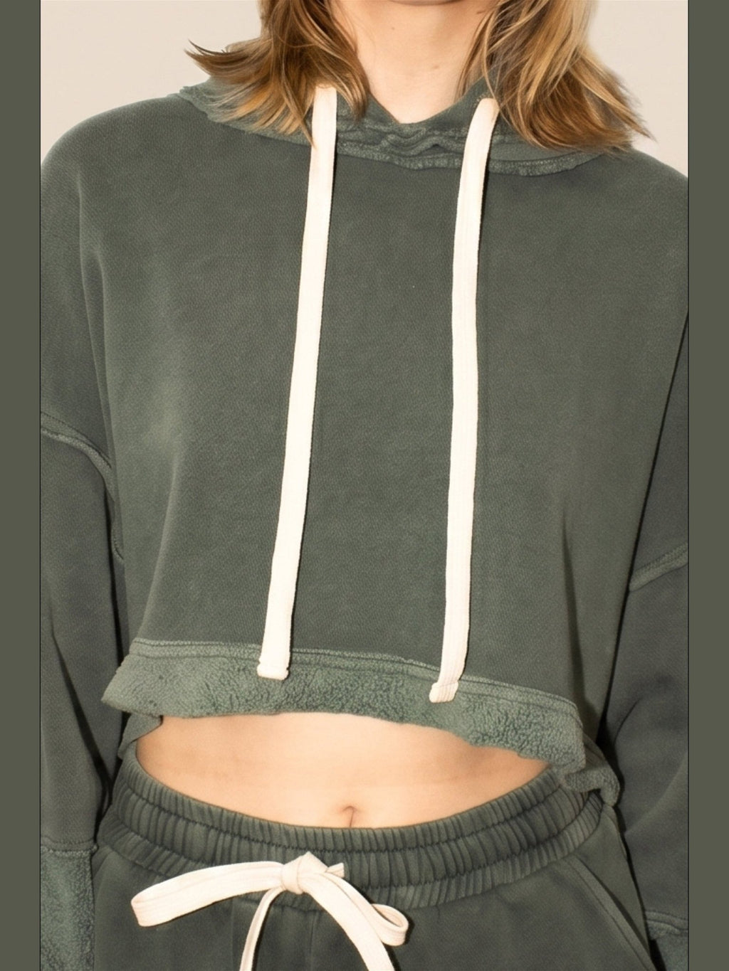 The Bonnie Cropped Hoodie - Olive - Courbe et Compagnie