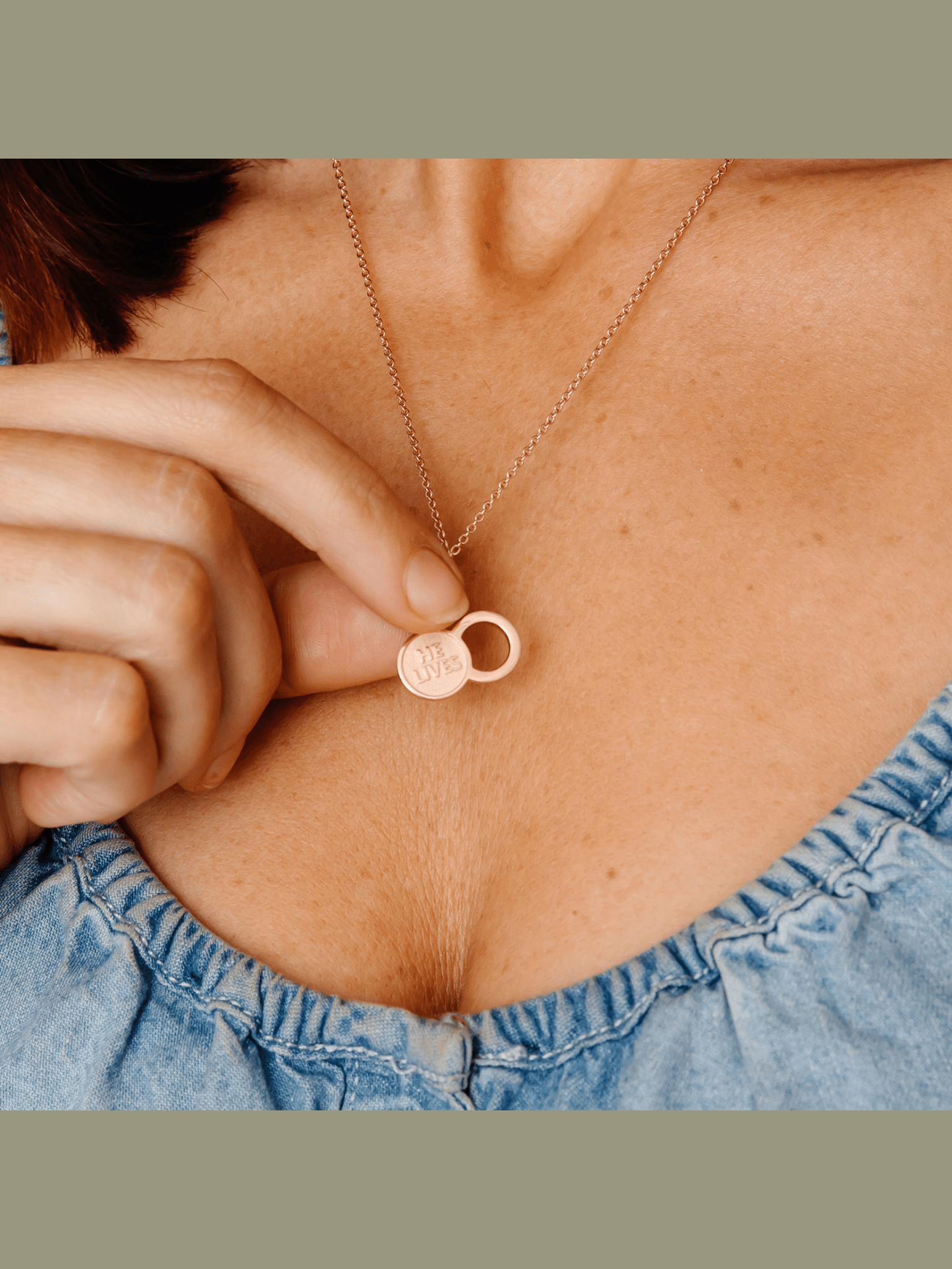 The Empty Tomb Pendant Necklace - Courbe et Compagnie