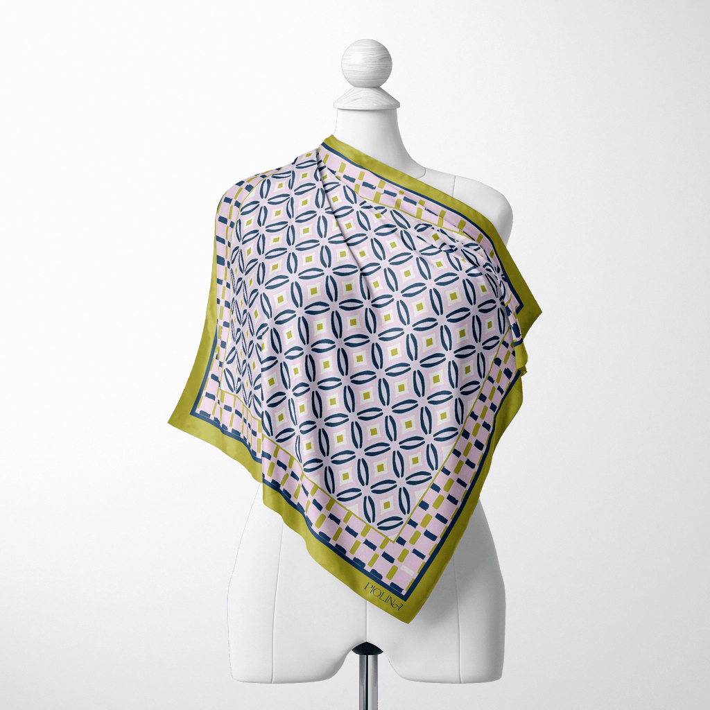 The Magnetic SilkSnap Scarf - Courbe et Compagnie