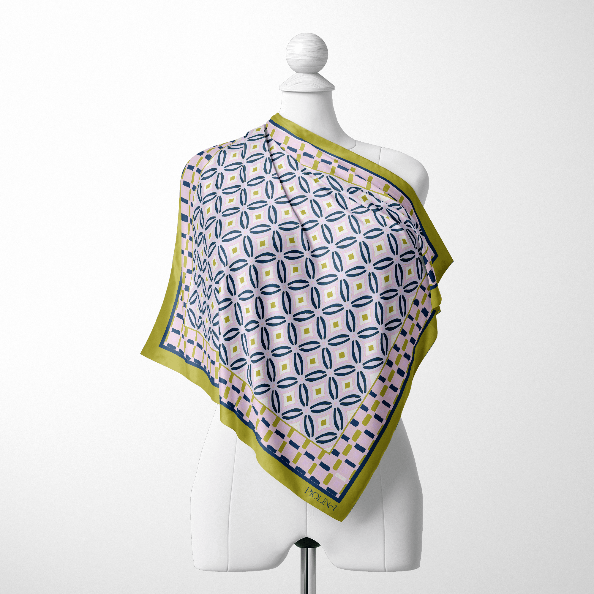 The Magnetic SilkSnap Scarf - Courbe et Compagnie