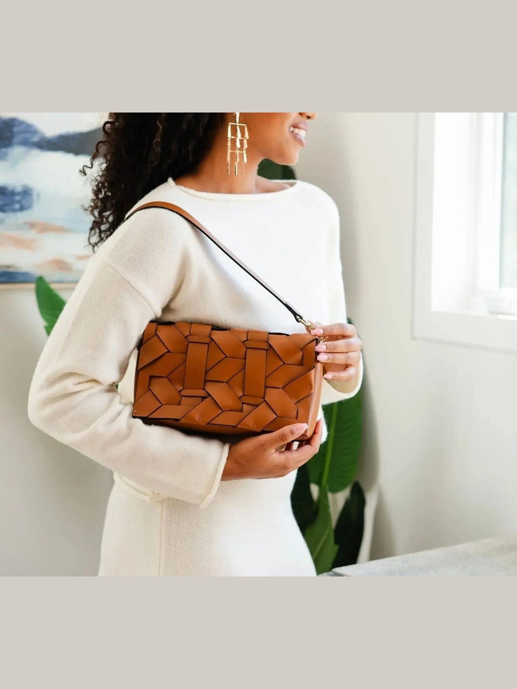 THE ZENOBIA WOVEN CLUTCH - Courbe et Compagnie