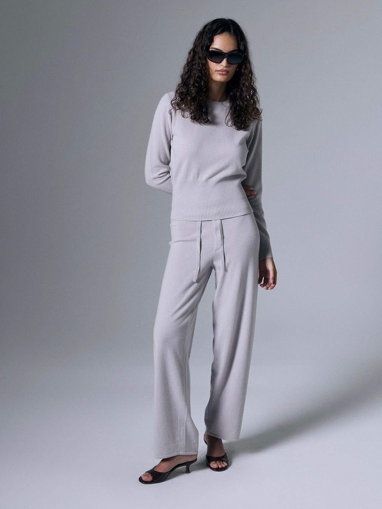 Tove Cashmere Layered Lounge Pants With Mid Waist Comfort - Courbe et Compagnie