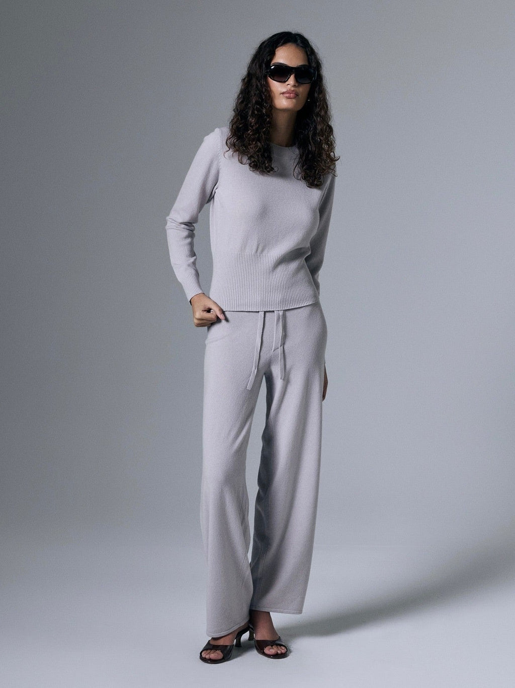 Tove Cashmere Layered Lounge Pants With Mid Waist Comfort - Courbe et Compagnie