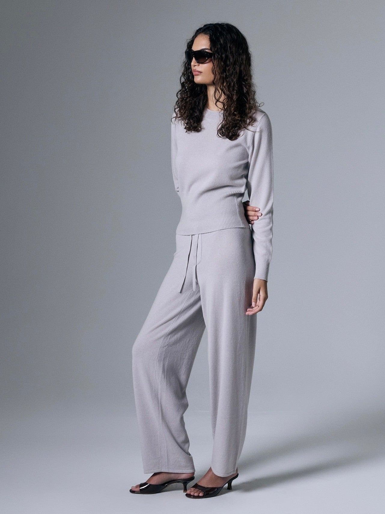 Tove Cashmere Layered Lounge Pants With Mid Waist Comfort - Courbe et Compagnie