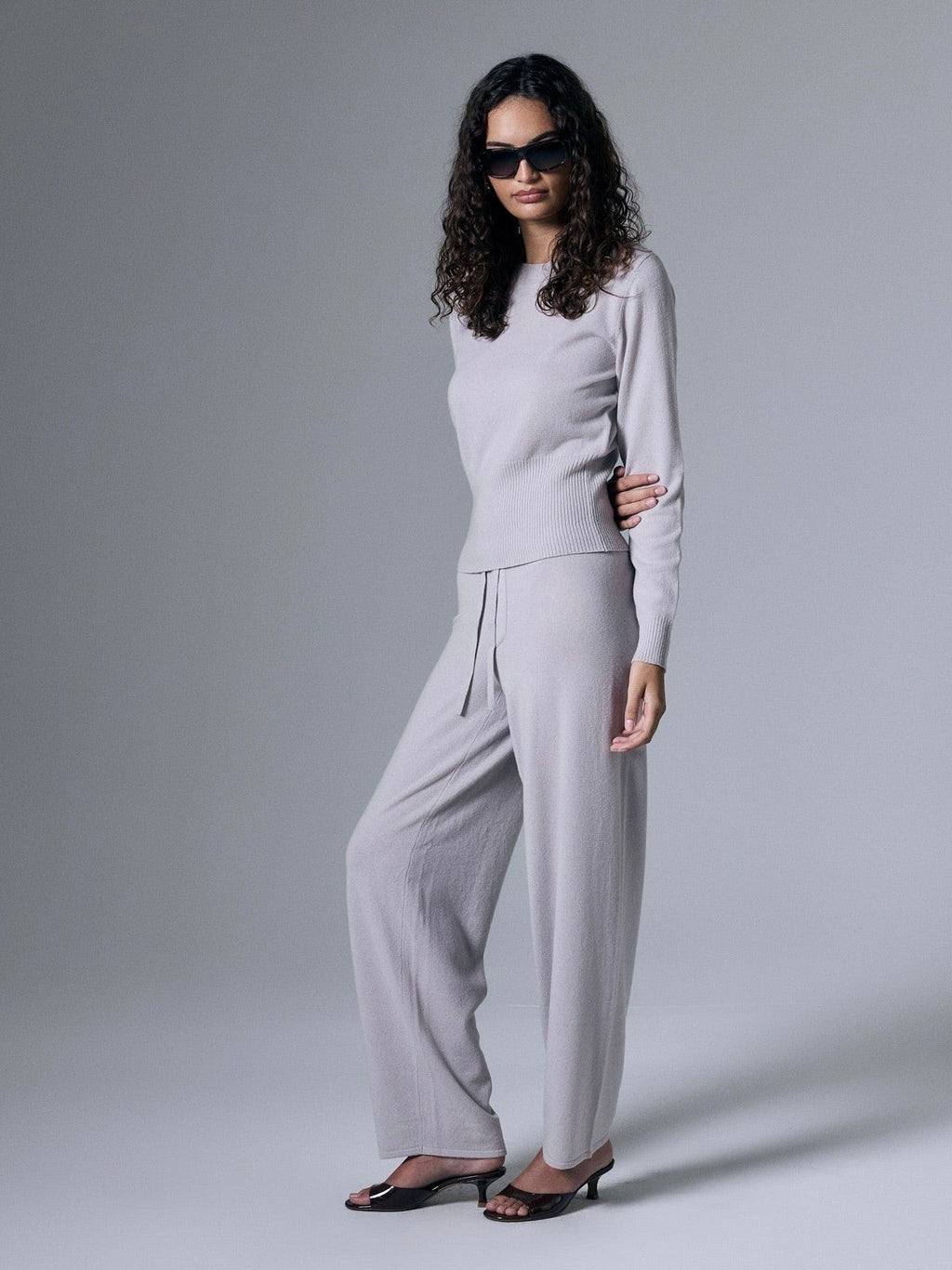Tove Cashmere Layered Lounge Pants With Mid Waist Comfort - Courbe et Compagnie